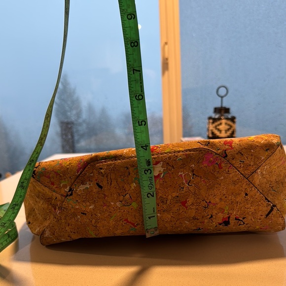 👜Cork Recycled ♻️Tote Bag So cute! Like New! With insert makeup bag Street Level - Picture 4 of 9